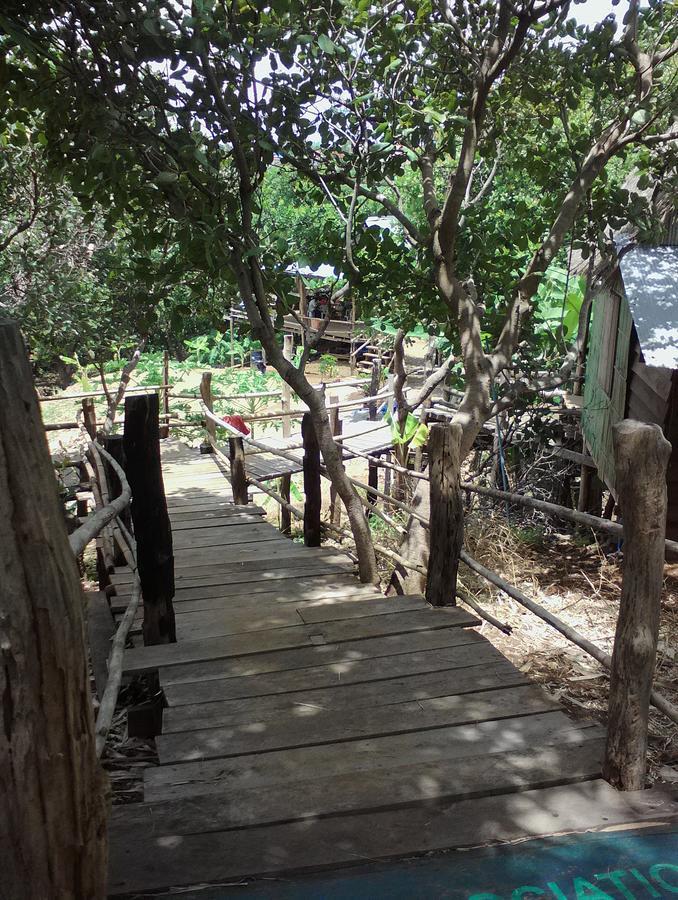 Tree Lodge Banlung Buitenkant foto