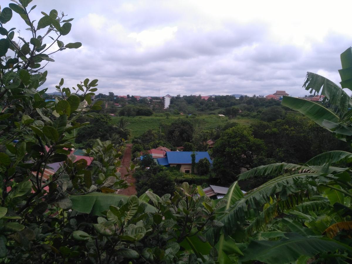 Tree Lodge Banlung Buitenkant foto